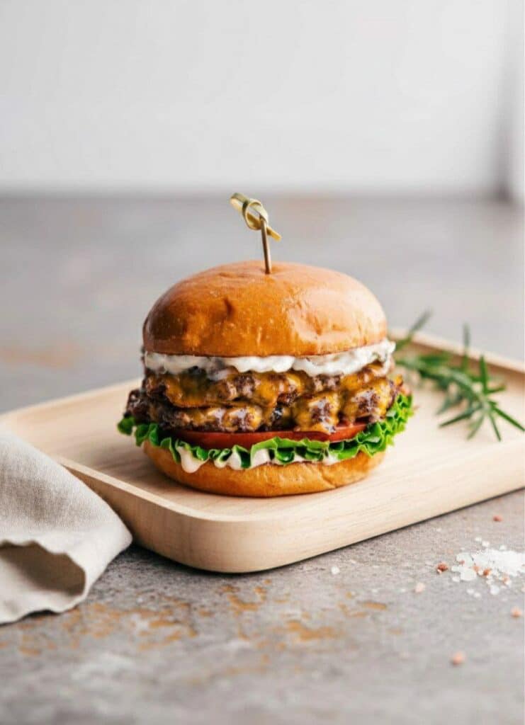 Ultimate Crack Burger: Juicy, Cheesy, and Irresistible 5854734272579701612 121