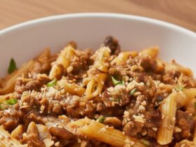 Cream-Free Mushroom Pasta with Garlic and Red Wine 5886561814194096962 121