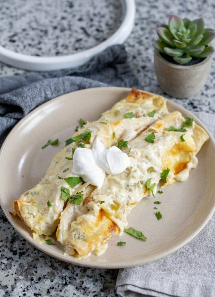 Creamy Keto White Chicken Enchiladas for the Ultimate Low-Carb Tex-Mex Dinner 5895638359990799158 121