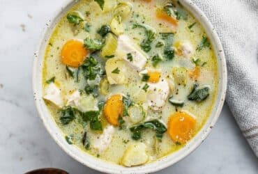 Instant Pot Chicken Pot Pie Soup (Dairy-Free, Gluten-Free & Whole30 Friendly) 5980832489460665149 121