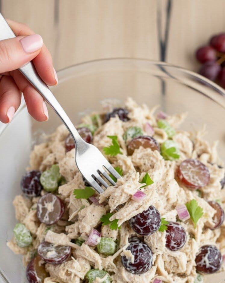 Creamy Greek Yogurt Chicken Salad: A Fresh, High-Protein Classic Made Lighter unnamed 20 e1769361544674