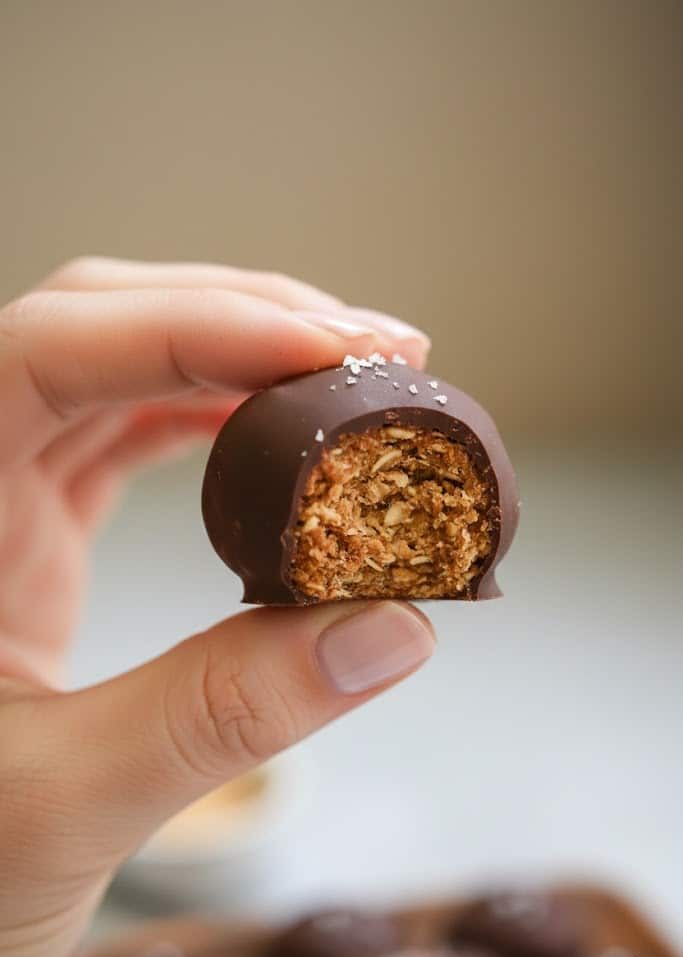 Frozen Chocolate Peanut Butter Oat Bites (No-Bake & Freezer-Friendly) unnamed 35 e1770023823403