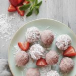 Healthy No-Bake Strawberry Cheesecake Balls (Vegan & Gluten-Free) unnamed 64 1 e1771406708383