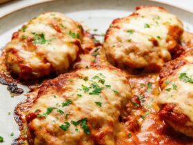 Ultimate Keto Chicken Parmesan: Crispy, Cheesy, Low-Carb Delight 1772442381000 019cadcc 2c85 7227 a992 b9d5ad50d7ee