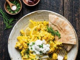 Dump-and-Bake Chicken Tzatziki with Rice: A One-Pan Mediterranean Delight 5890925286218468535 121