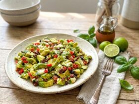 Greek-Style Chunky Guacamole: A Low Carb Delight unnamed 10 e1772438565353