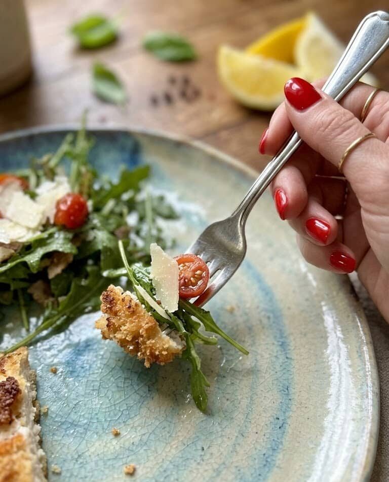 Healthy Air Fryer Parmesan-Crusted Chicken with Arugula Salad unnamed 11 2 e1772952851960